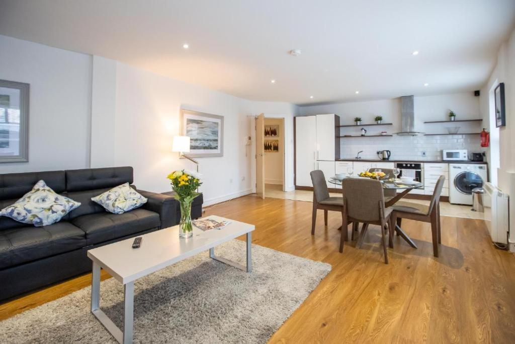 Grafton Street District Apartments Дублин Экстерьер фото