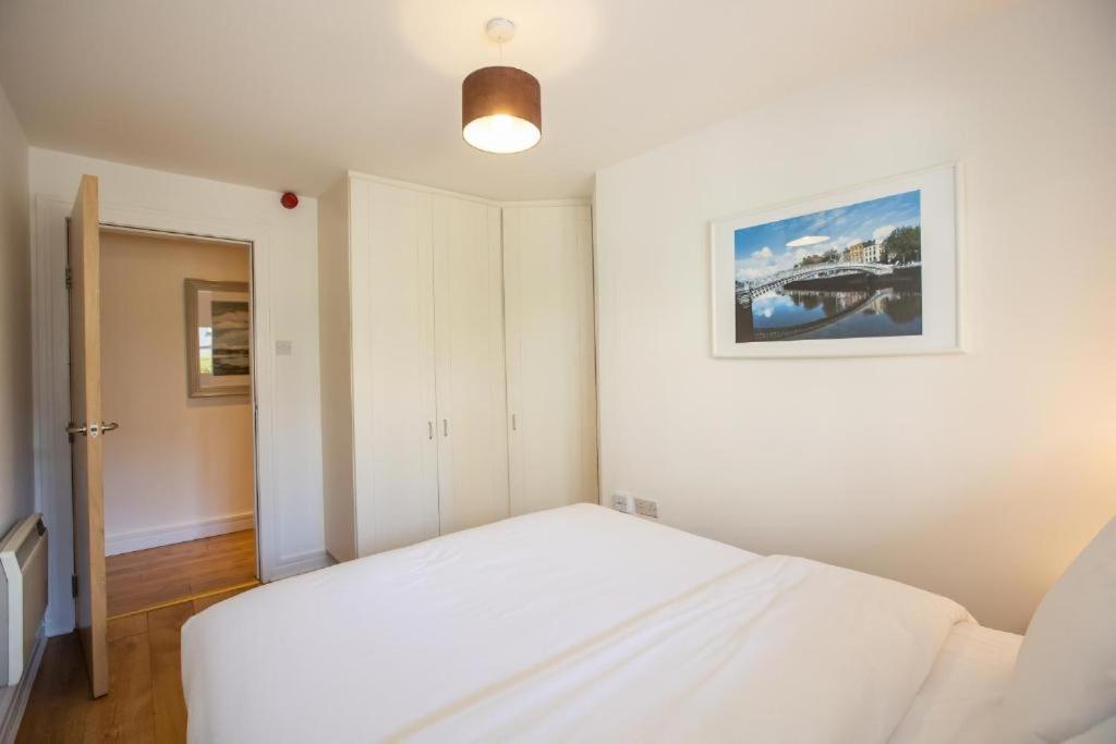 Grafton Street District Apartments Дублин Экстерьер фото
